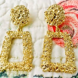 Gold Nugget Texture Drop Earrings